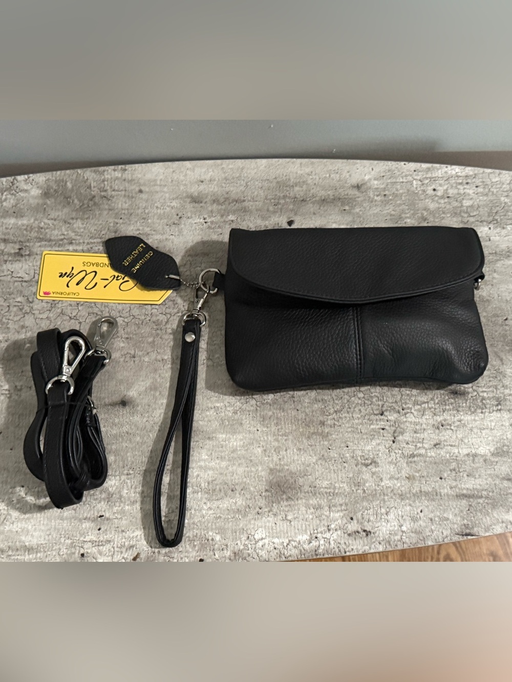 Cal-Wyn Black Genuine Leather Convertible Crossbody Wristlet Bag NWT